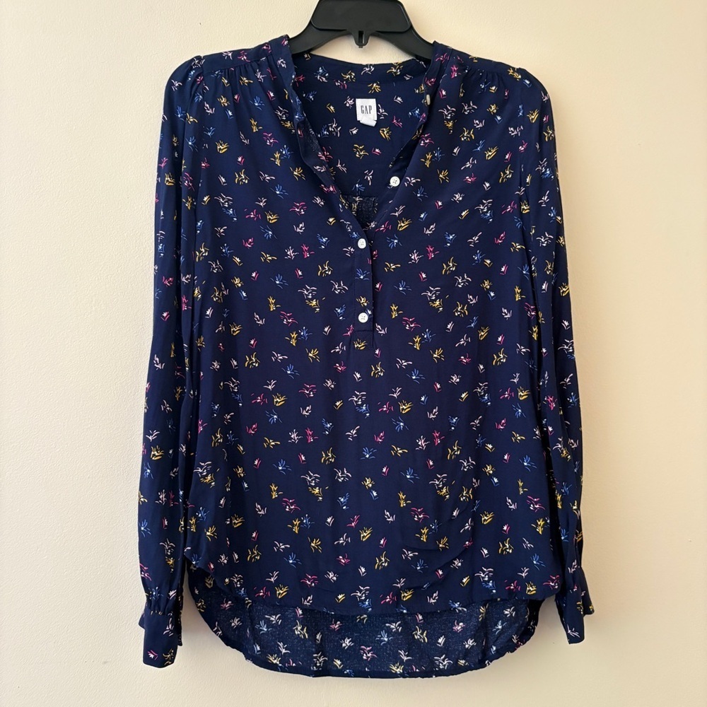 GAP Navy Ditsy Floral Long Sleeve Henley Popover Blouse Small - Picture 2 of 5